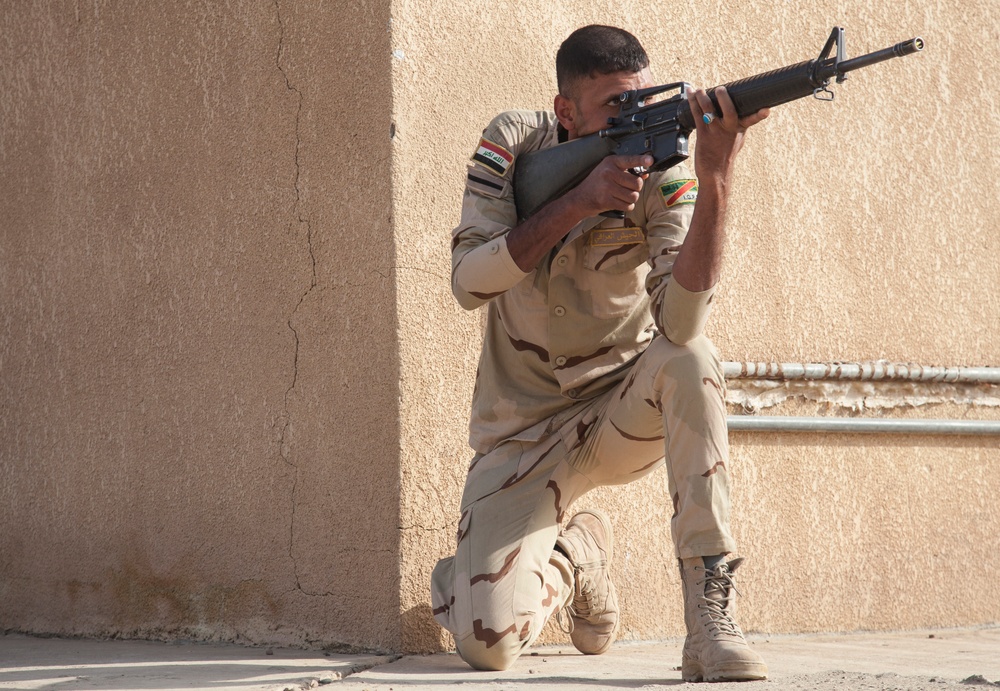 Iraqi Security Forces Conduct Urban Combat Training