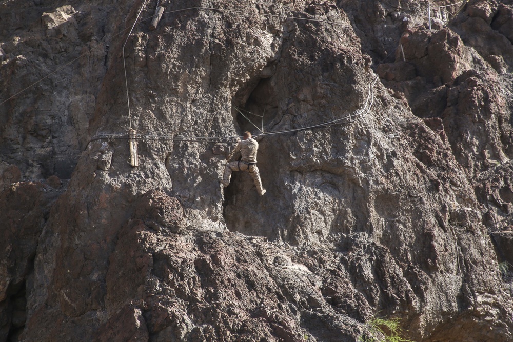 15th MEU participates in the French Desert Commando Course