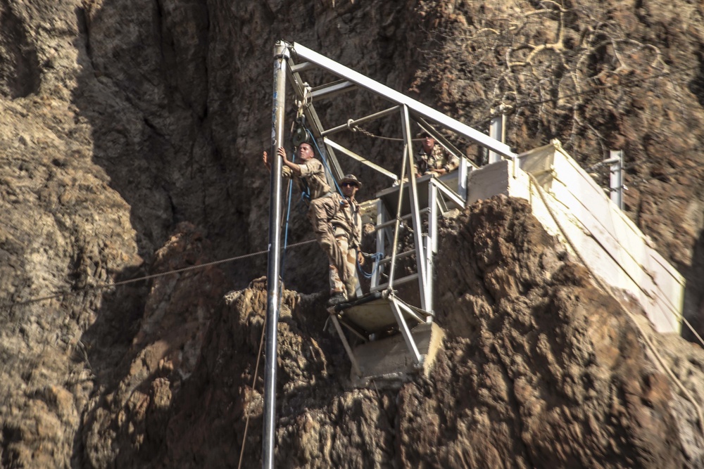 15th MEU participates in the French Desert Commando Course