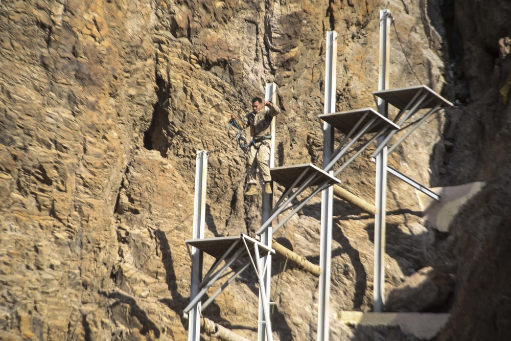 15th MEU participates in the French Desert Commando Course