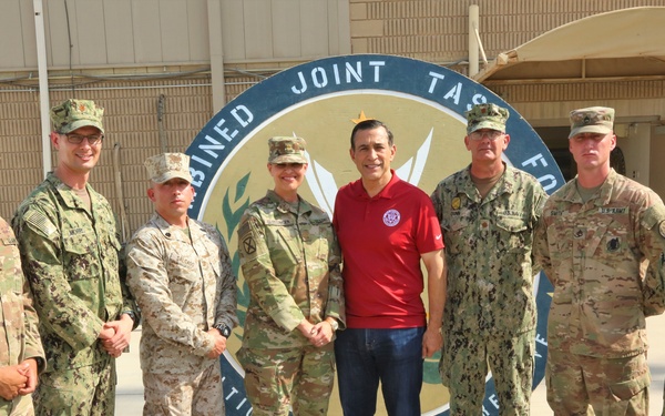 Congressman Issa Visits CJTF-OIR