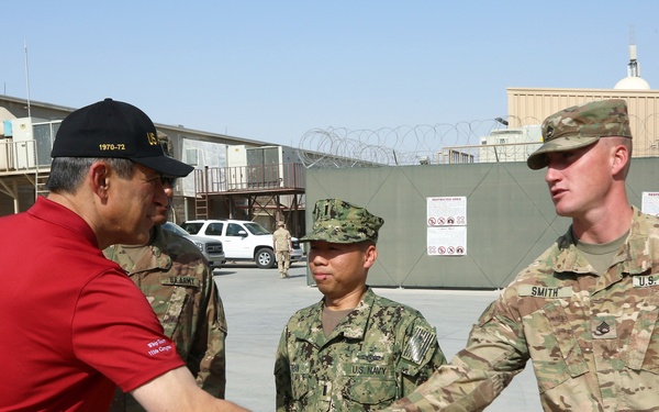 Congressmen Issa Visits CJTF-OIR