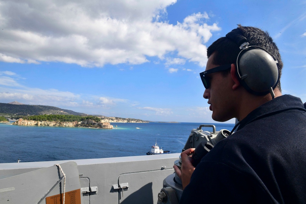 USS San Diego (LPD 22) Quartermaster Stands Watch