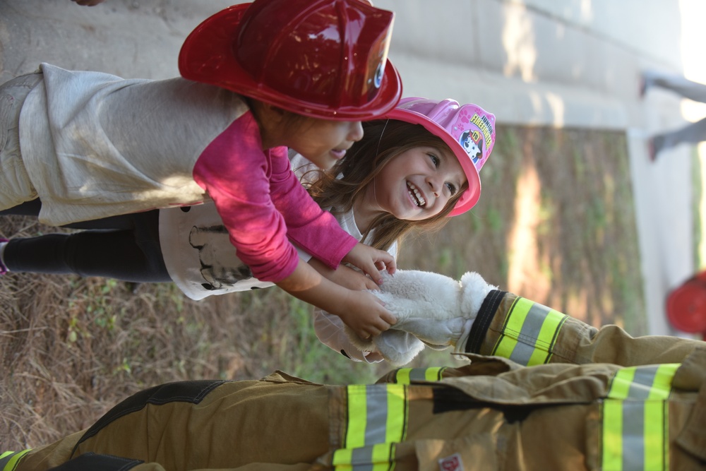 7th CES educates Dyess families about fire safety