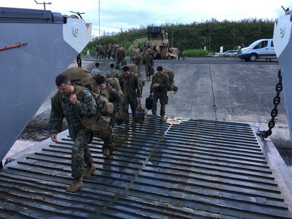 24th MEU Marines &amp; sailors arrive in Puerto Rico