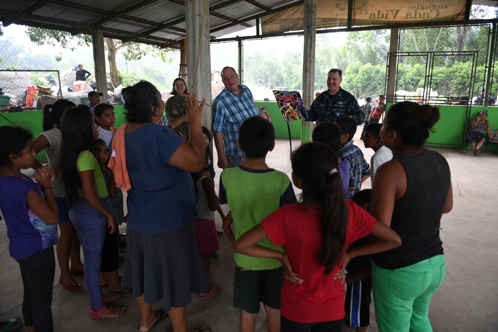 SPS 17 Sailors Interact with Children at Guatemalan Community Center