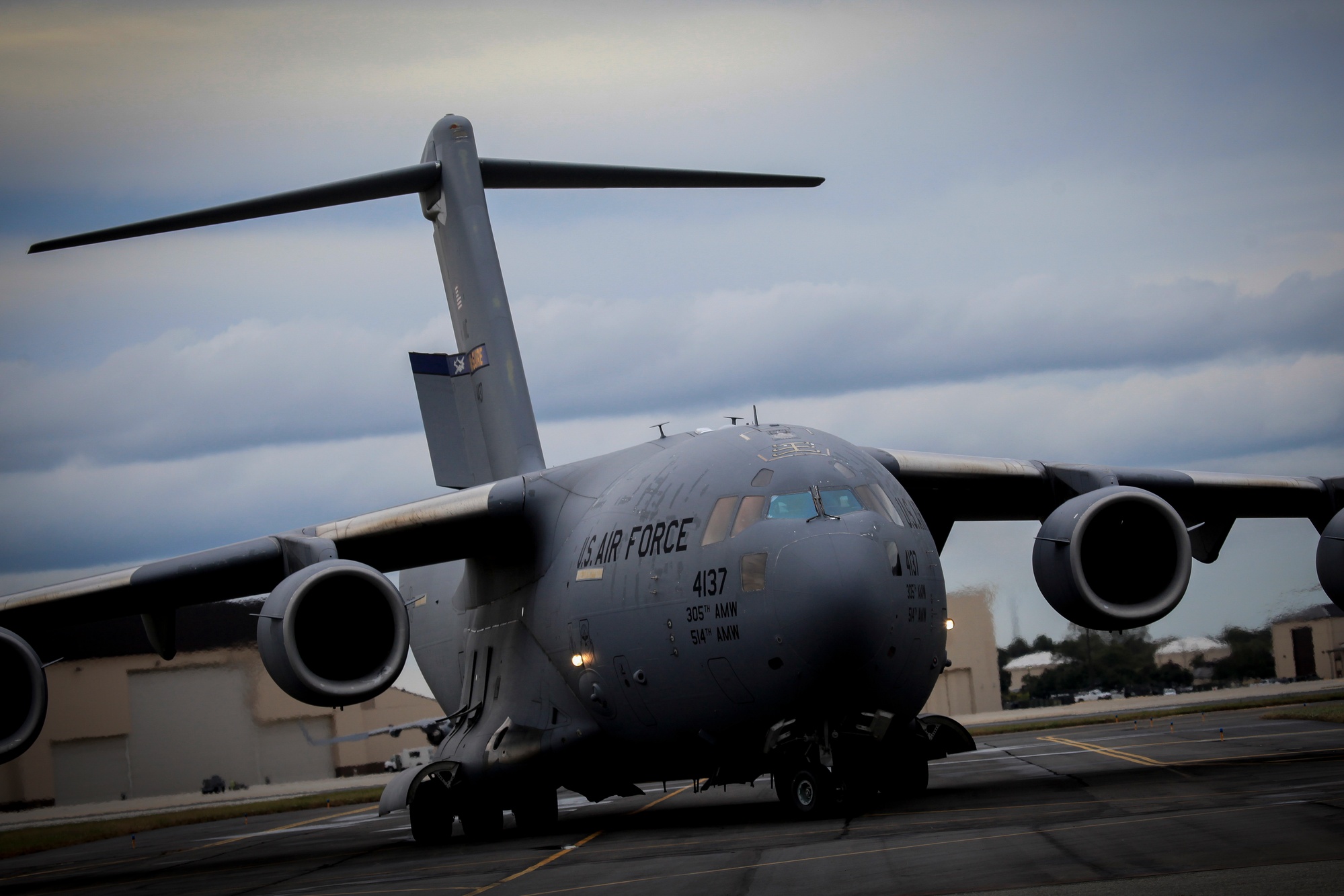 C-17 Globemaster III > Air Force > Fact Sheet Display