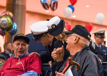 Service Members Welcome Veterans Home