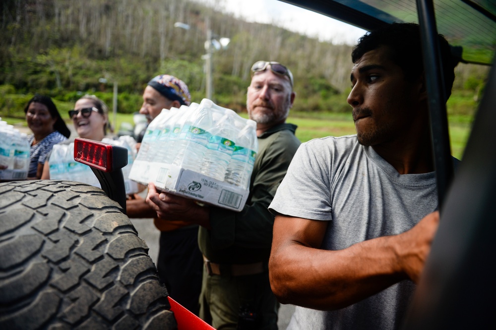 Hurricane Maria: Aid delivery to Utuado