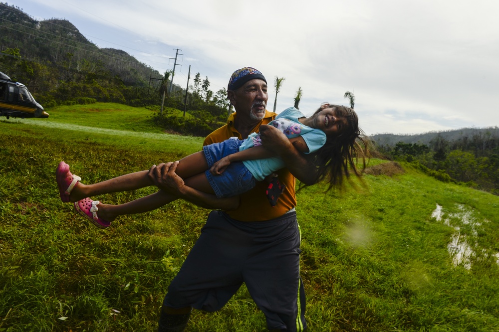 Hurricane Maria: Aid delivery to Utuado