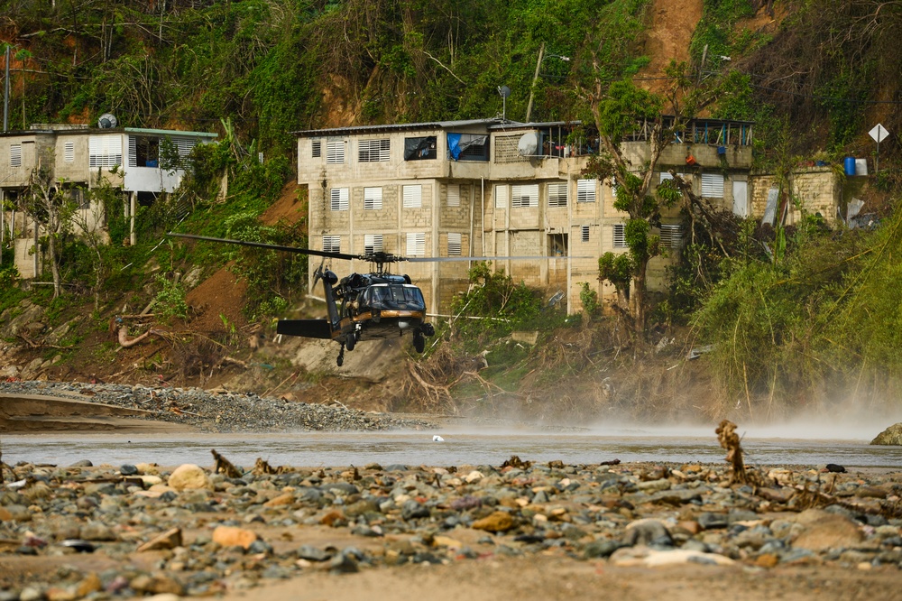 Hurricane Maria: Aid delivery to Utuado