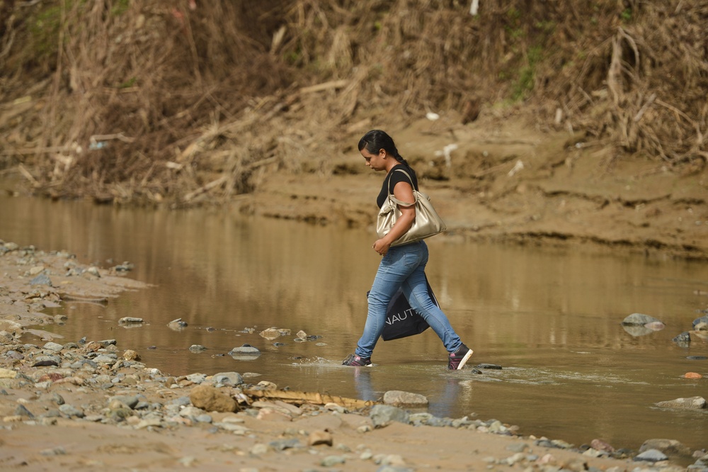 Hurricane Maria: Aid delivery to Utuado