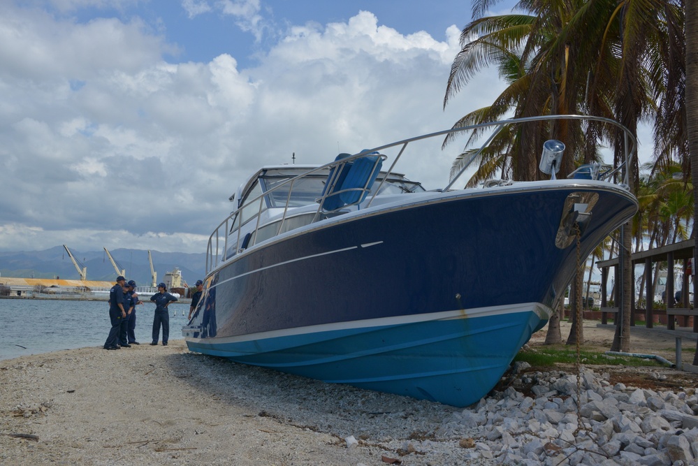 Maria ESF-10 PR Unified Command responders evaluate damaged vessels in Puerto Rico