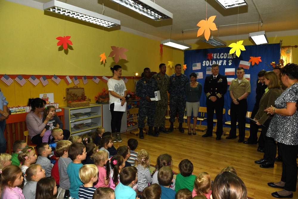 NSF Redzikowo Sailors visit a local school in Slawno, Poland