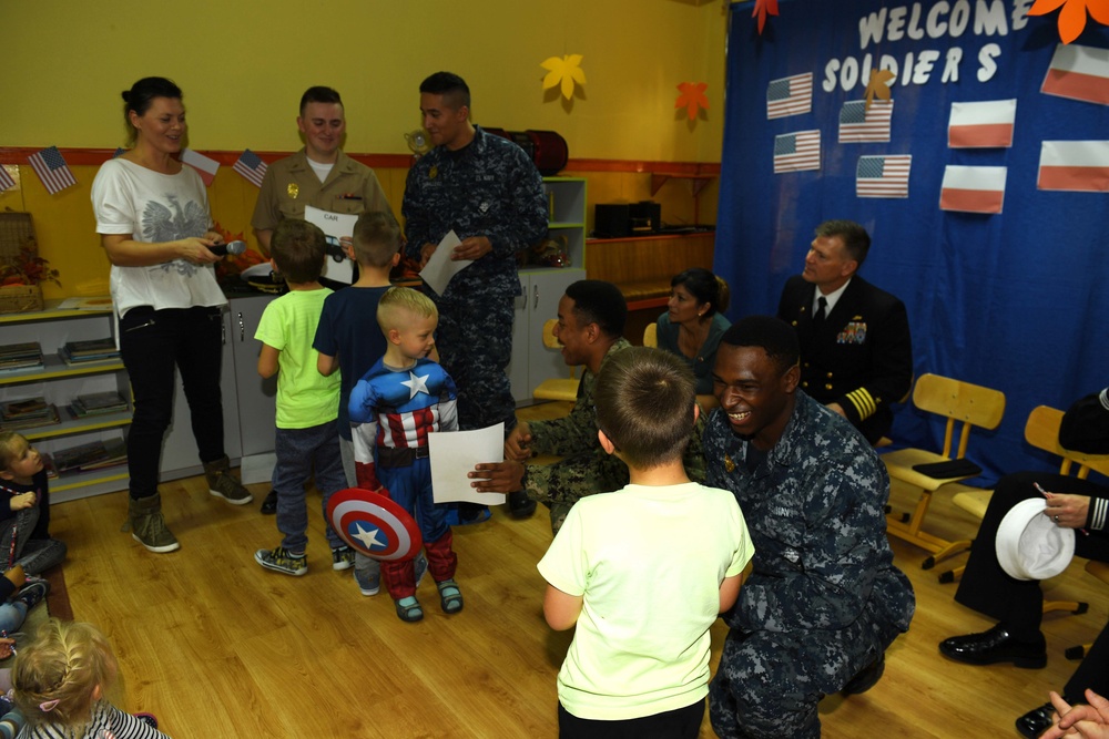 NSF Redzikowo Sailors visit a local school in Slawno, Poland