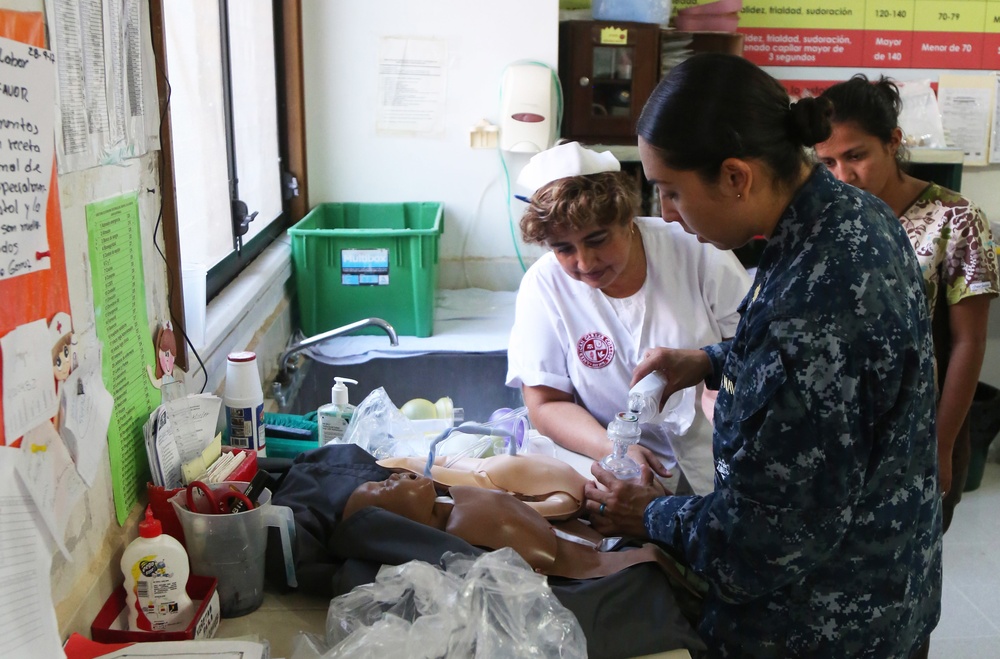 U.S. Navy Nurse Donates Medical Equipment during SPS 17