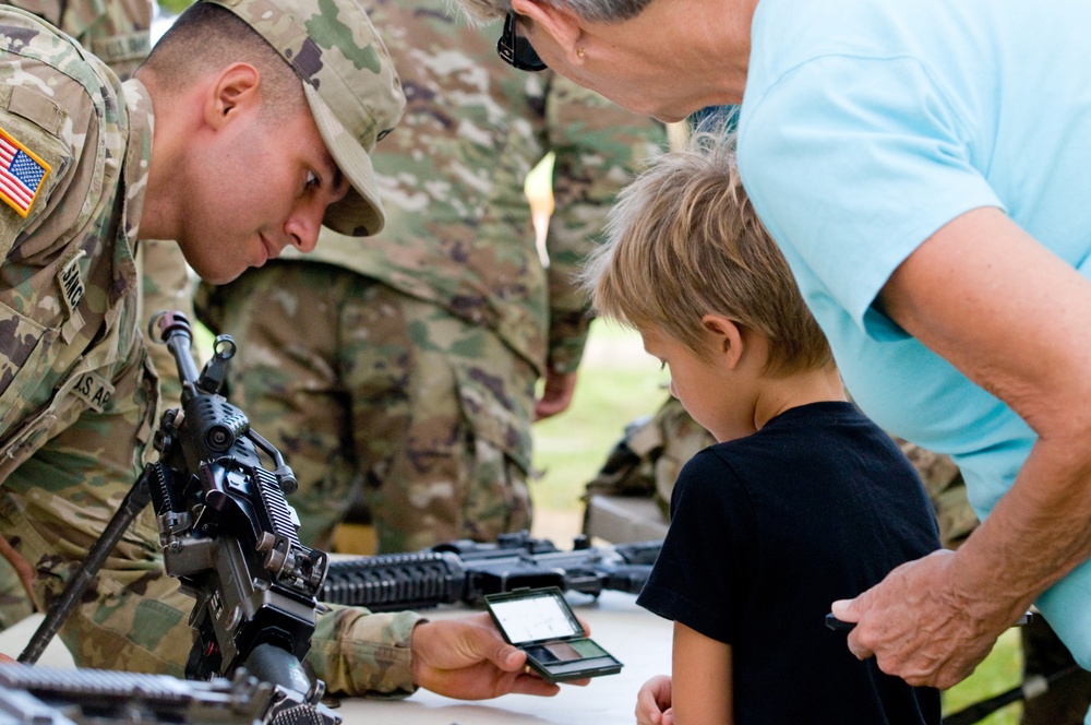 Schofield Barracks honors past with throwback day