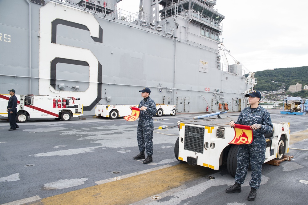 Bonhomme Richard (LHD 6) Air Department Sailors Train on the Flight Deck