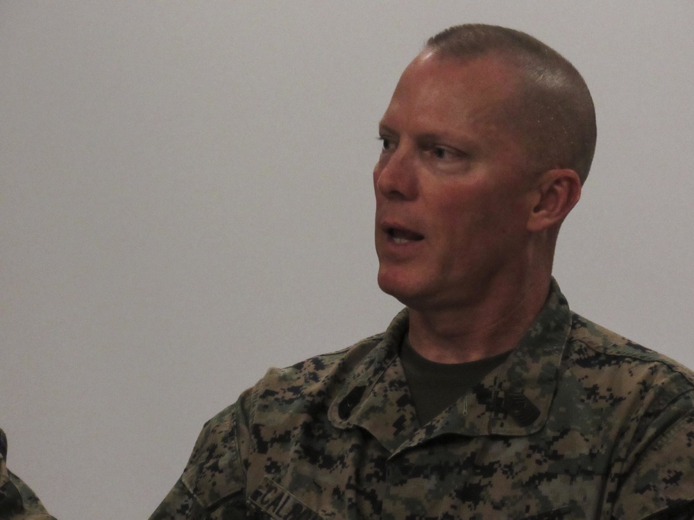 Kneecap to Kneecap | Marine Logistics Group Sergeant Major offers leadership insight on exercise