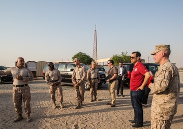 Congressman Issa Visits SPMAGTF-CR-CC