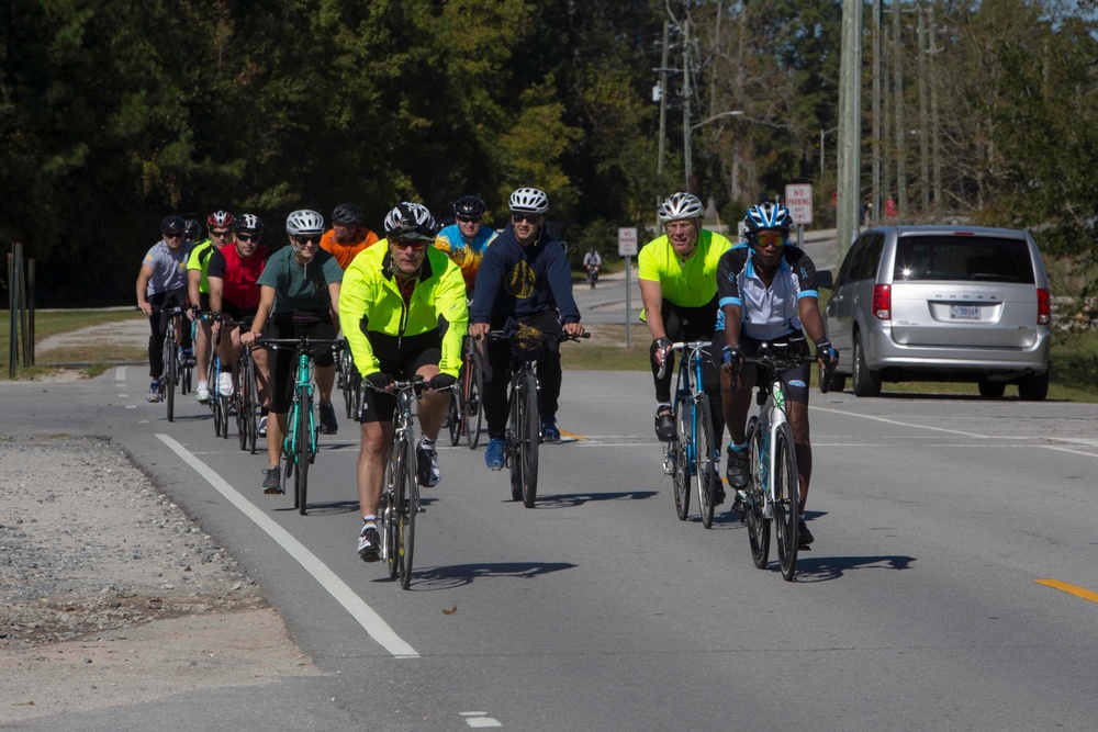 2nd MLG Hosts Camaraderie Bike Ride