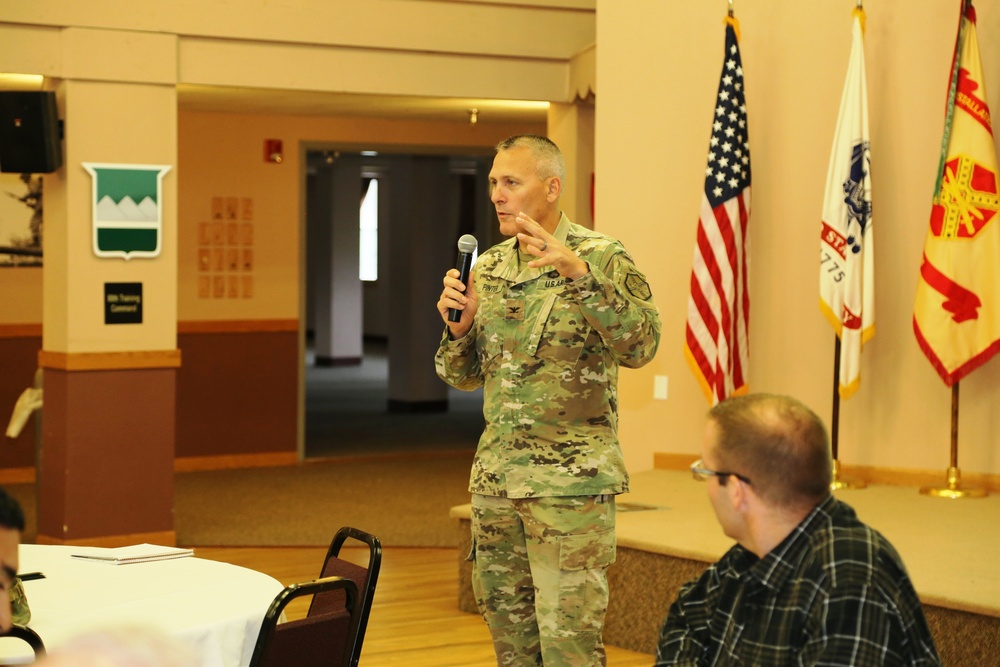 Garrison-Tenant Staff Meeting brings ideas together at Fort McCoy