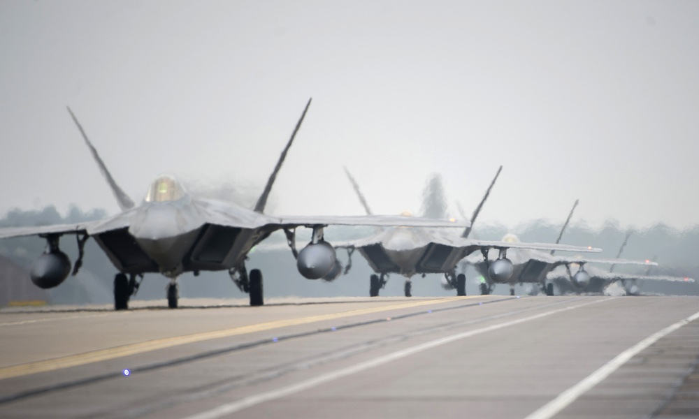 F-22s back to Europe