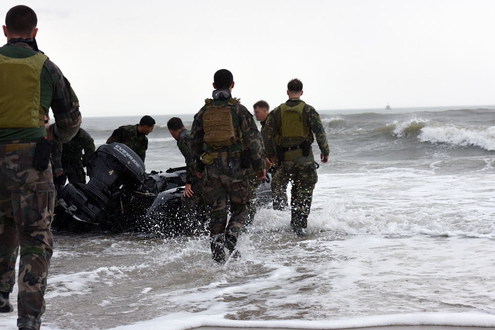 Coast Guard boat crew provides support during MARSOC training exercise off Camp Lejeune, NC