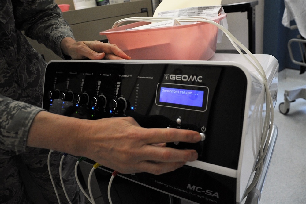 Nerve Scrambler Therapy lessens pain for warfighters, Tricare patients