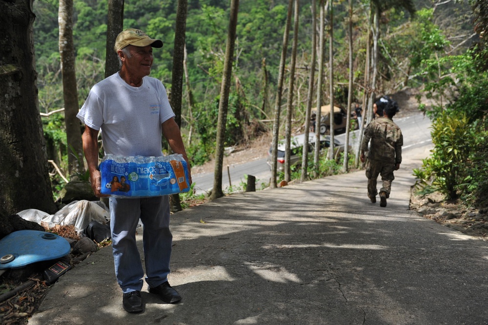U.S. Army Reserve Soldiers help communities in Lares