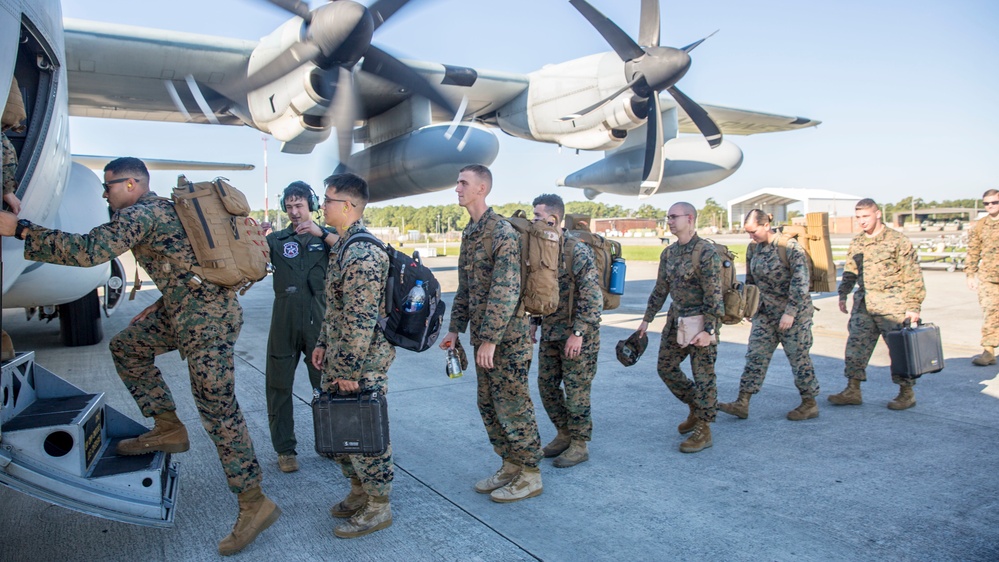 VMGR-252 Assists MACS-2