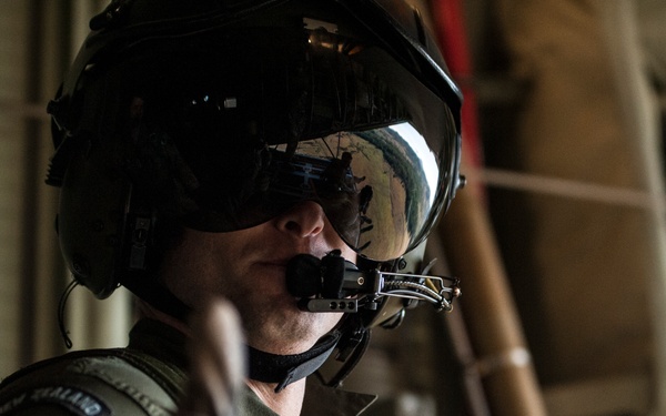 USAF, RNZAF Formation Flight at Talisman Saber 2017