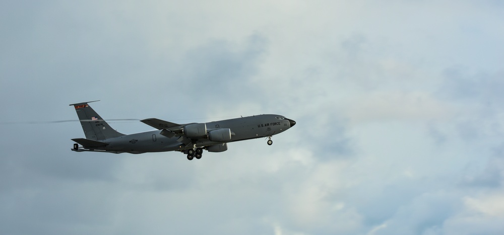 New Jersey National Guard conducts refueling mission over the Pacific Ocean