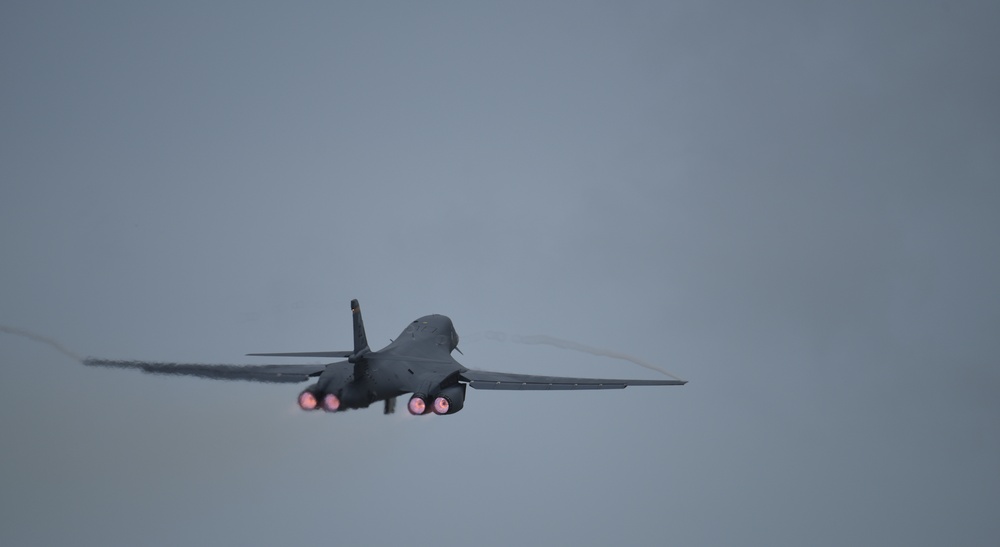 B-52, B-1, B-2s participate in first integrated bomber operation in USPACOM AOR
