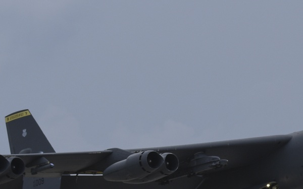 B-52, B-1, B-2s participate in first integrated bomber operation in USPACOM AOR