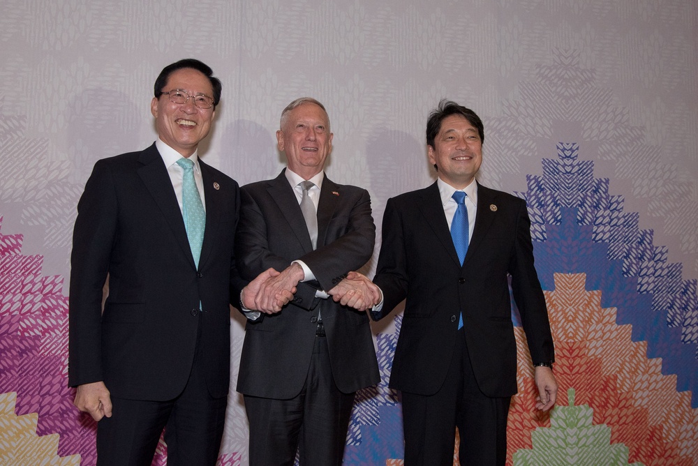 SD meets with Korea &amp; Japan