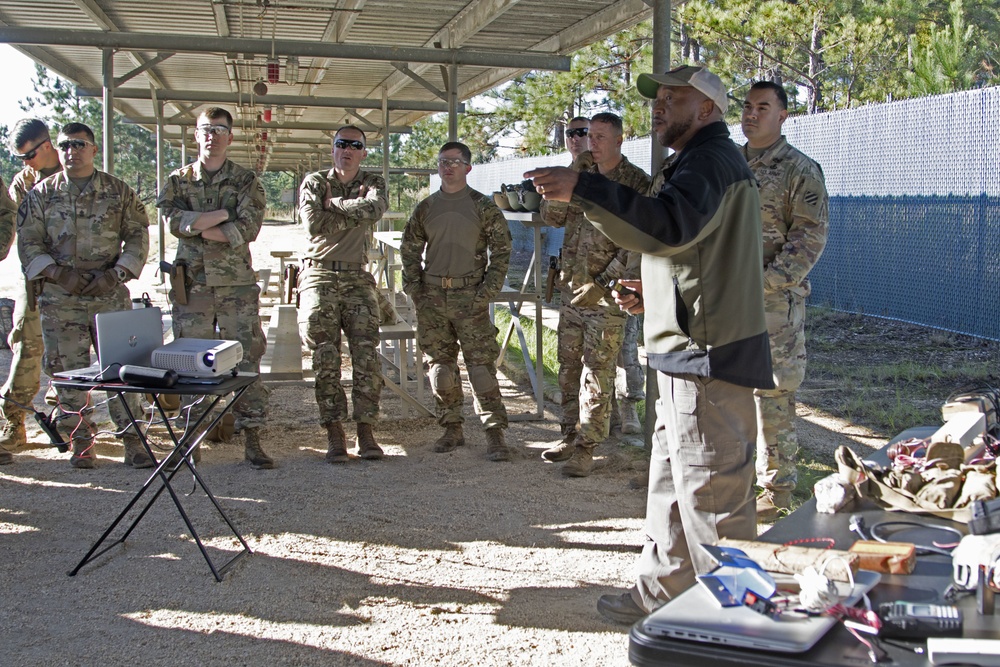 Explosives training helps 1st SFAB Soldiers focus on unit’s mission