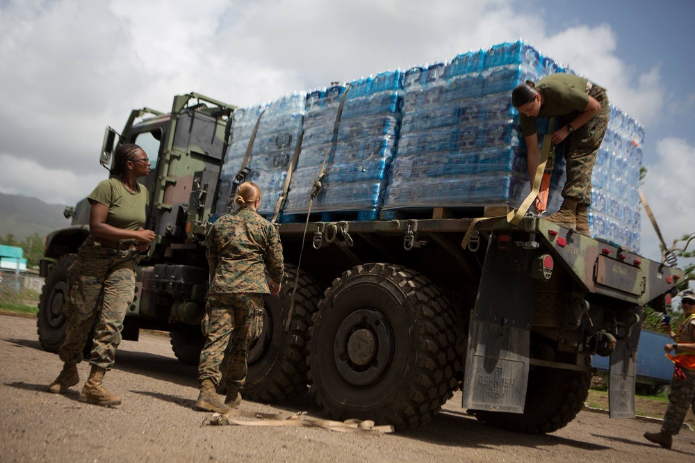 Marines bring water to needy in Puerto Rico