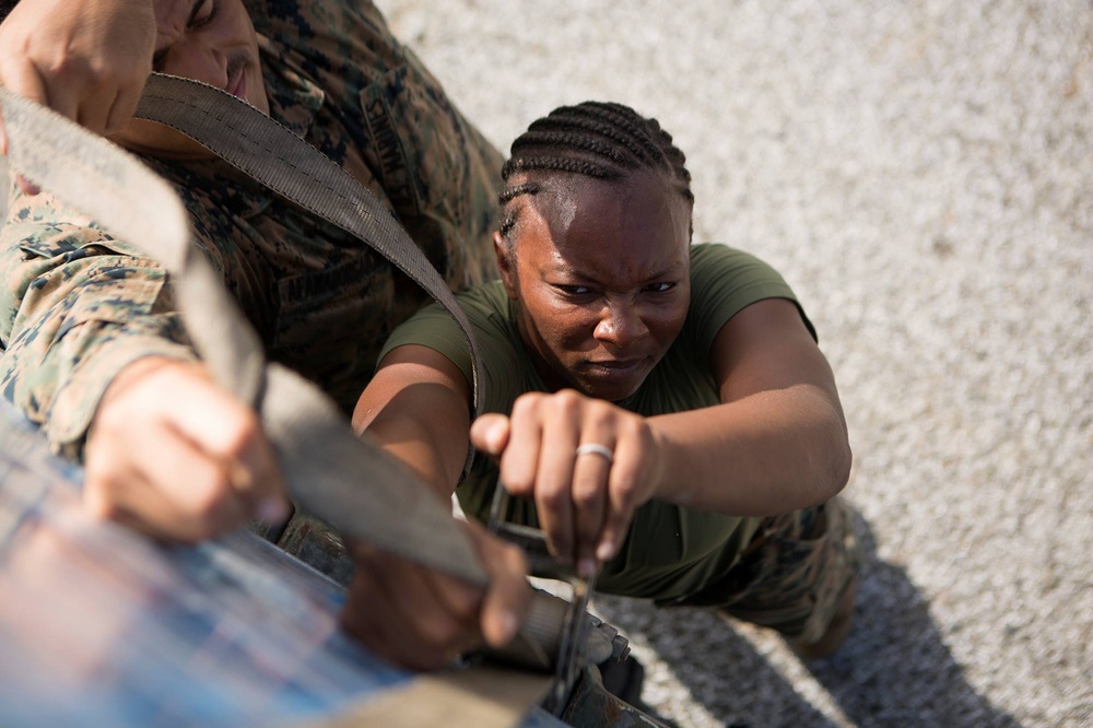 Marines bring water to needy in Puerto Rico