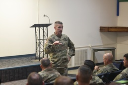 SMA Dailey pays a visit to Army’s 1st SFAB
