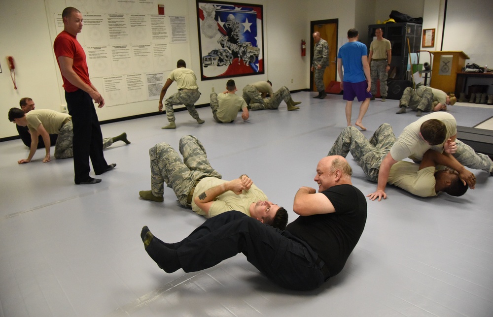 Defenders receive combative training