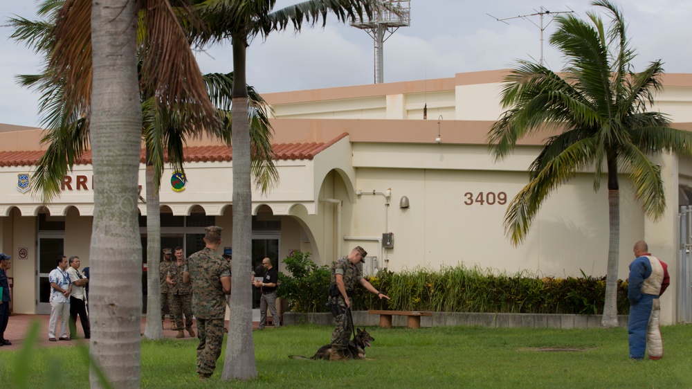 MCIPAC PMO’s K-9 holds K-9 demonstration for OPP