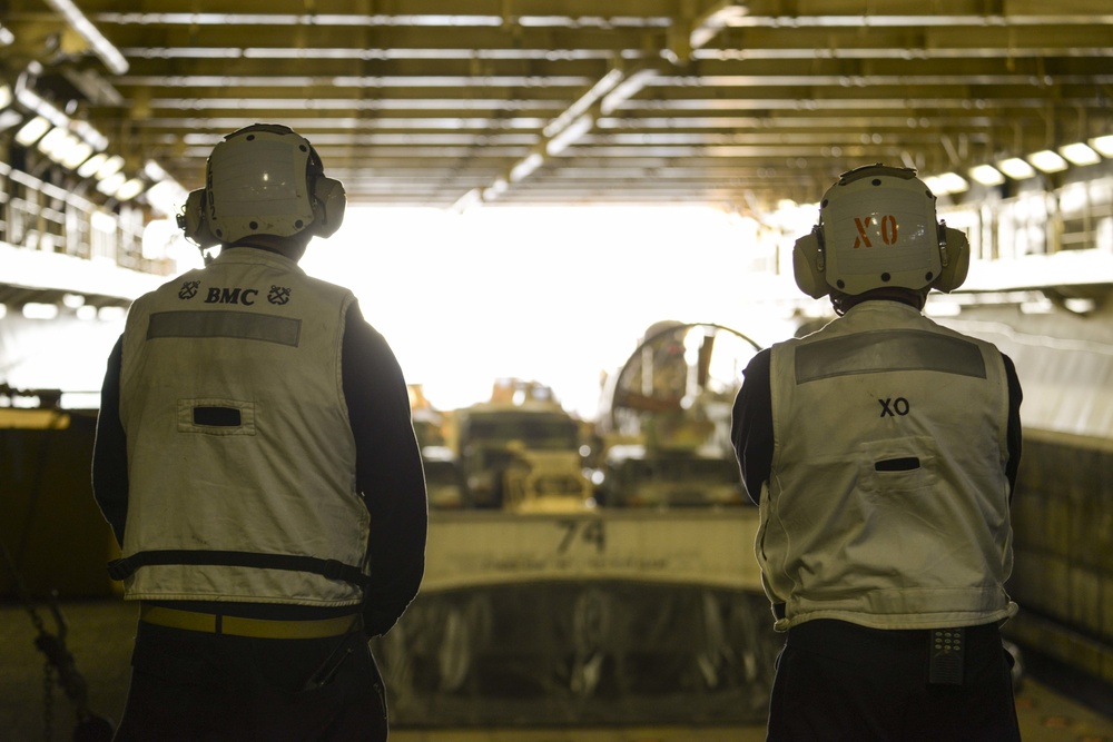Dawn blitz 2017 USS Essex (LHD 2) Well Deck Operations
