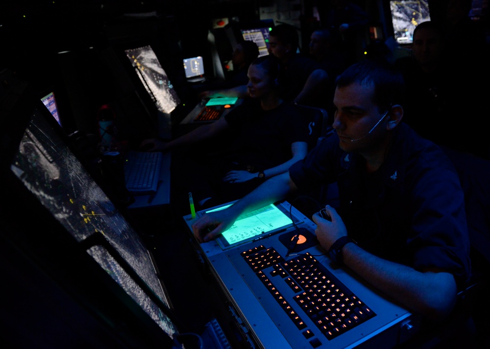 Nimitz Supports Operation Inherent Resolve