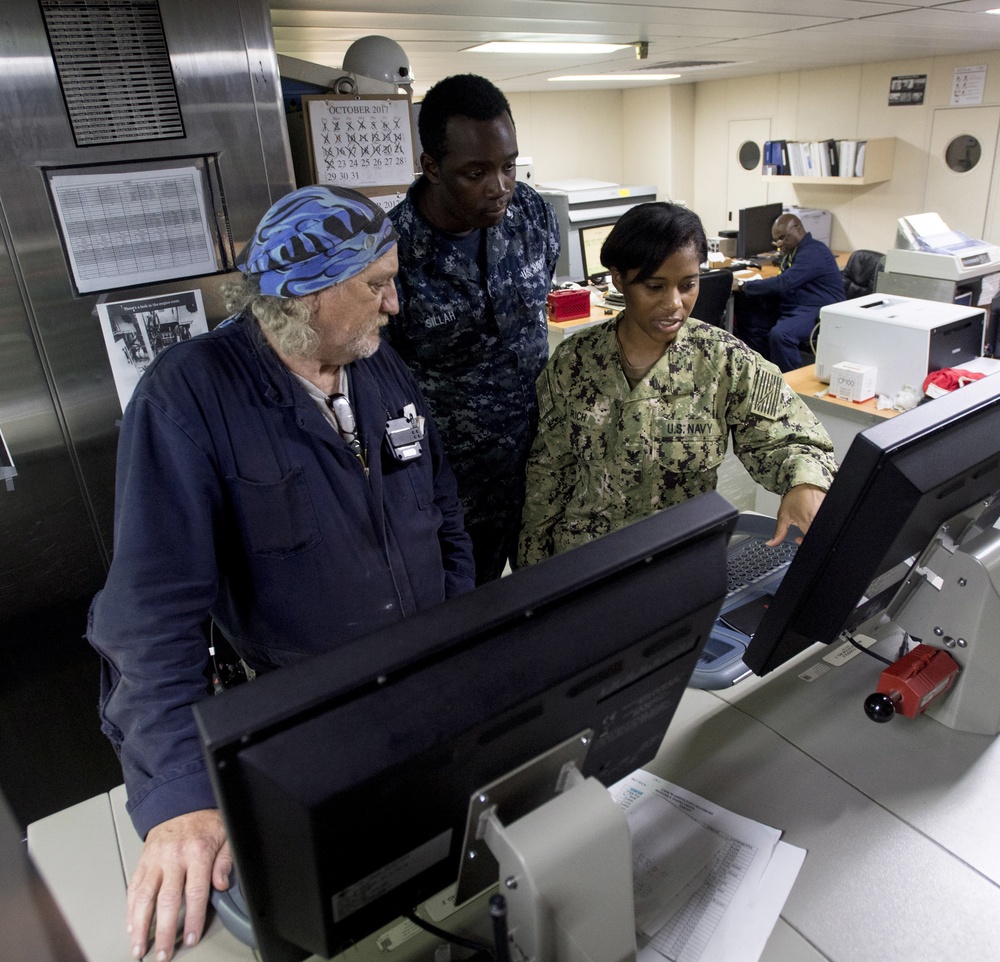 USNS Washington Chambers (T-AKE 11)