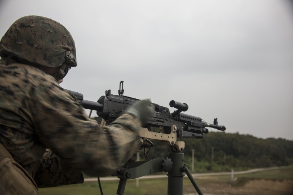 MASS-2 Marines conduct live-fire range during Midori Guardian 17