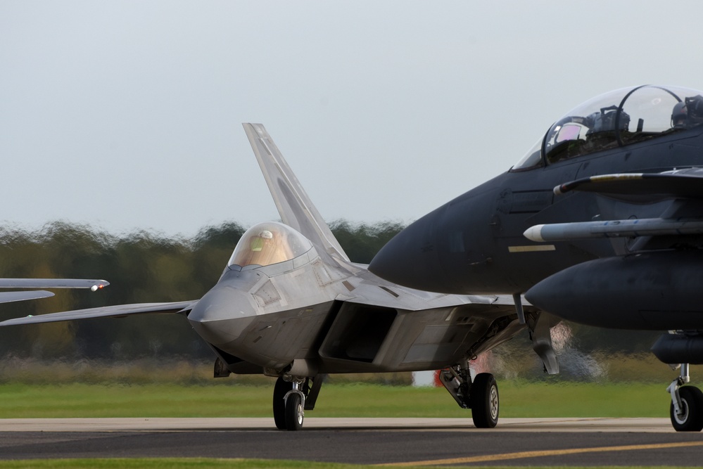 F-22s complete flying training deployment