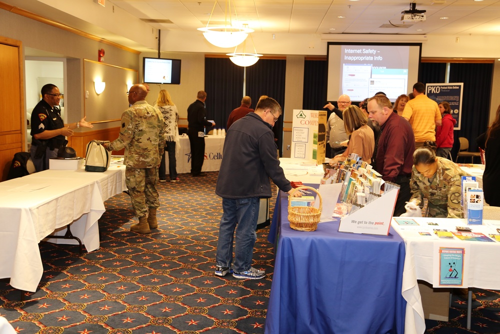 Fort McCoy community gathers for 2017 Safety Day