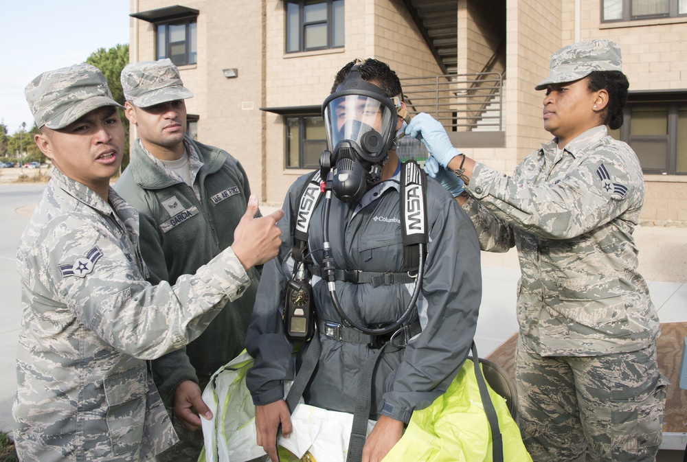 JROTC High School Students Tour Travis AFB