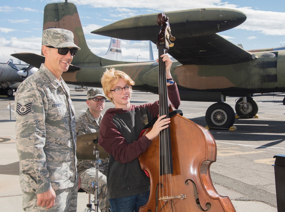 JROTC High School Students Tour Travis AFB